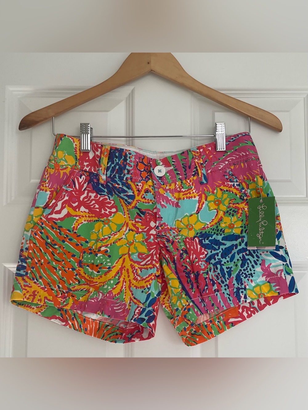 NWT Lilly Pulitzer Callahan shorts - Fishing for Compliments - size 0